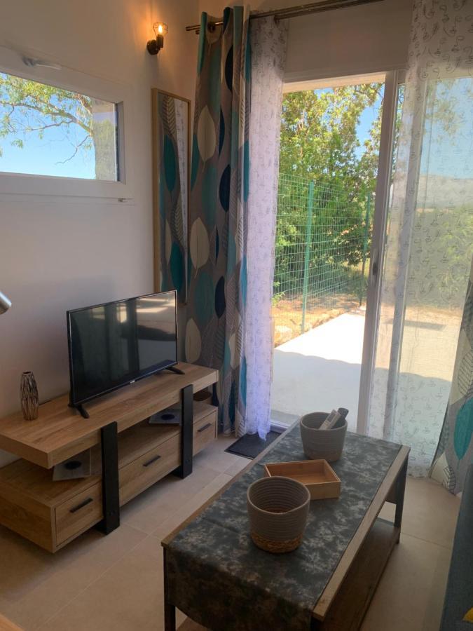 Mas Gabelys Superbe Vue Sainte Victoire Jardin Terrasse Et Piscine Apartment Тре Екстериор снимка