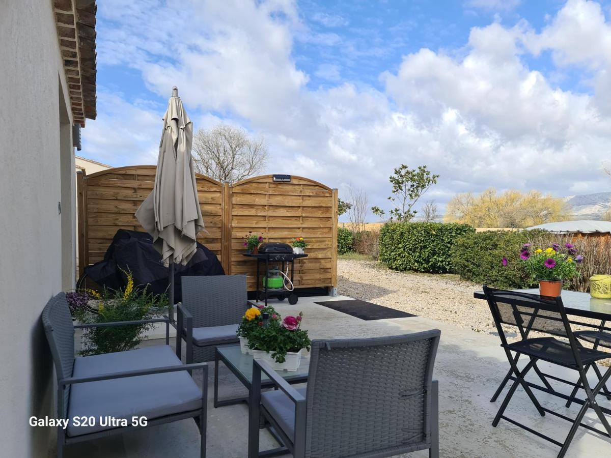 Mas Gabelys Superbe Vue Sainte Victoire Jardin Terrasse Et Piscine Apartment Тре Екстериор снимка