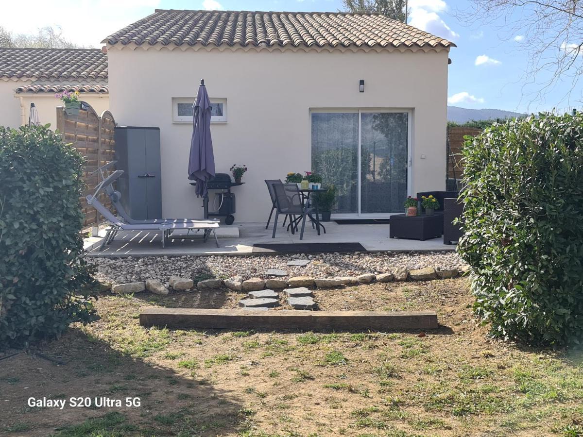 Mas Gabelys Superbe Vue Sainte Victoire Jardin Terrasse Et Piscine Apartment Тре Екстериор снимка