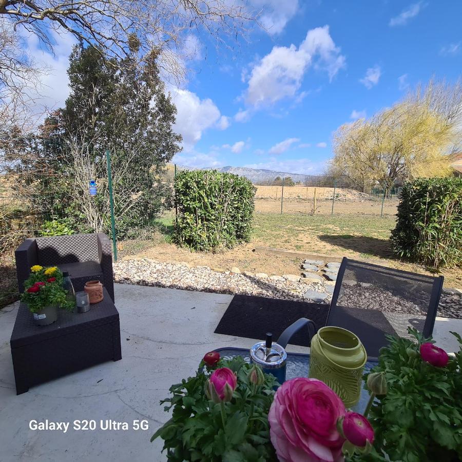 Mas Gabelys Superbe Vue Sainte Victoire Jardin Terrasse Et Piscine Apartment Тре Екстериор снимка